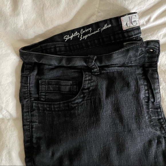 D/C black flame denim jeans (plus size) - Picture 2 of 8